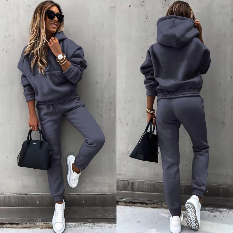Eira™ – Chic Women’s Winter Tracksuit