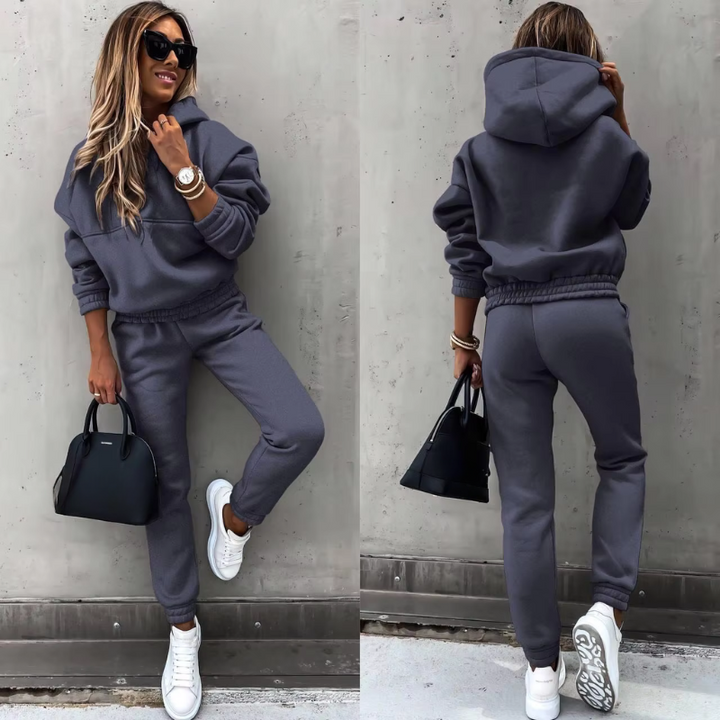 Eira™ – Chic Women’s Winter Tracksuit
