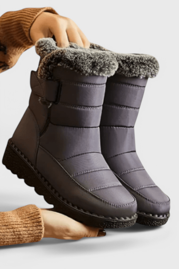 Lexi™ | Slip-Resistant Boots