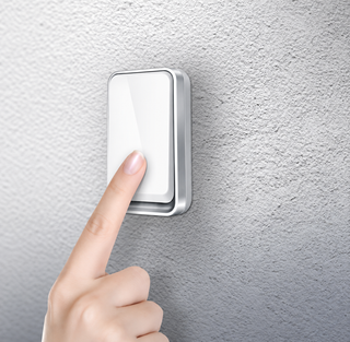 Self-powered doorbell push button