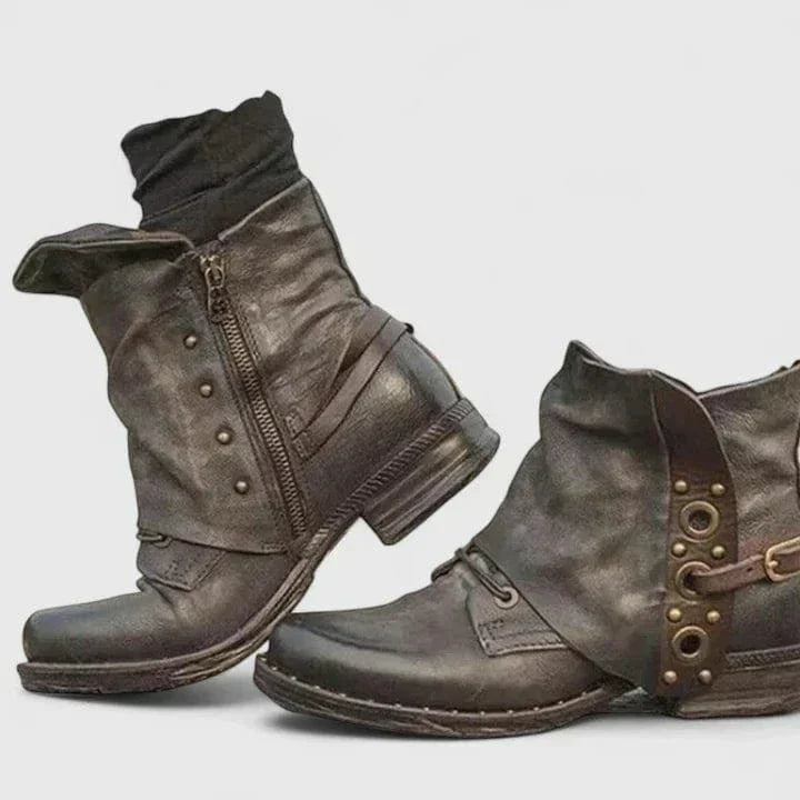 Savannah - Rivet Boots